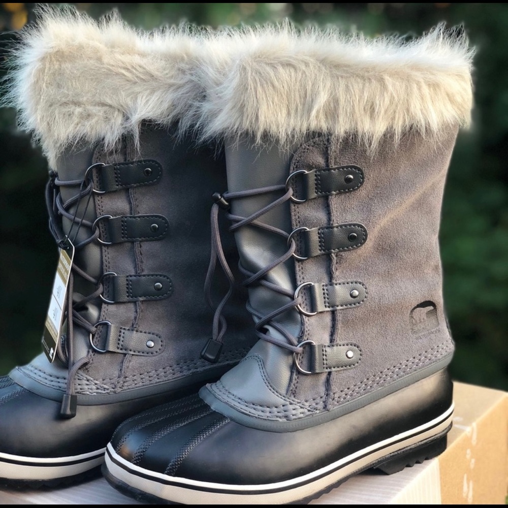 NWT Sorel Joan of Arctic Boots